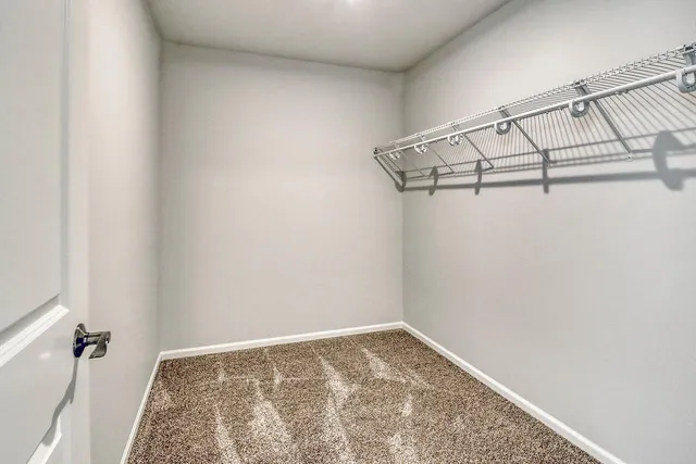 $800,000 | 3521 Grandwood Drive North, Fargo, ND 58102