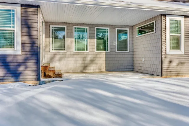 $800,000 | 3521 Grandwood Drive North, Fargo, ND 58102