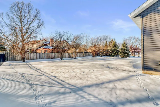 $800,000 | 3521 Grandwood Drive North, Fargo, ND 58102