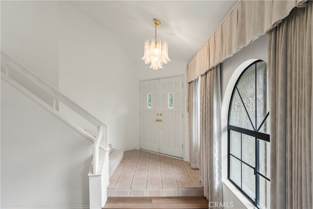 2176 Glenview Terrace Riverside, CA 92506 - Photo 3 of 36 a view of interior