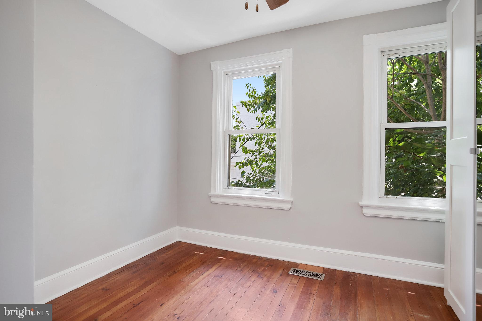 629 18th Street Northeast Washington, DC 20002 - Photo 13 of 14