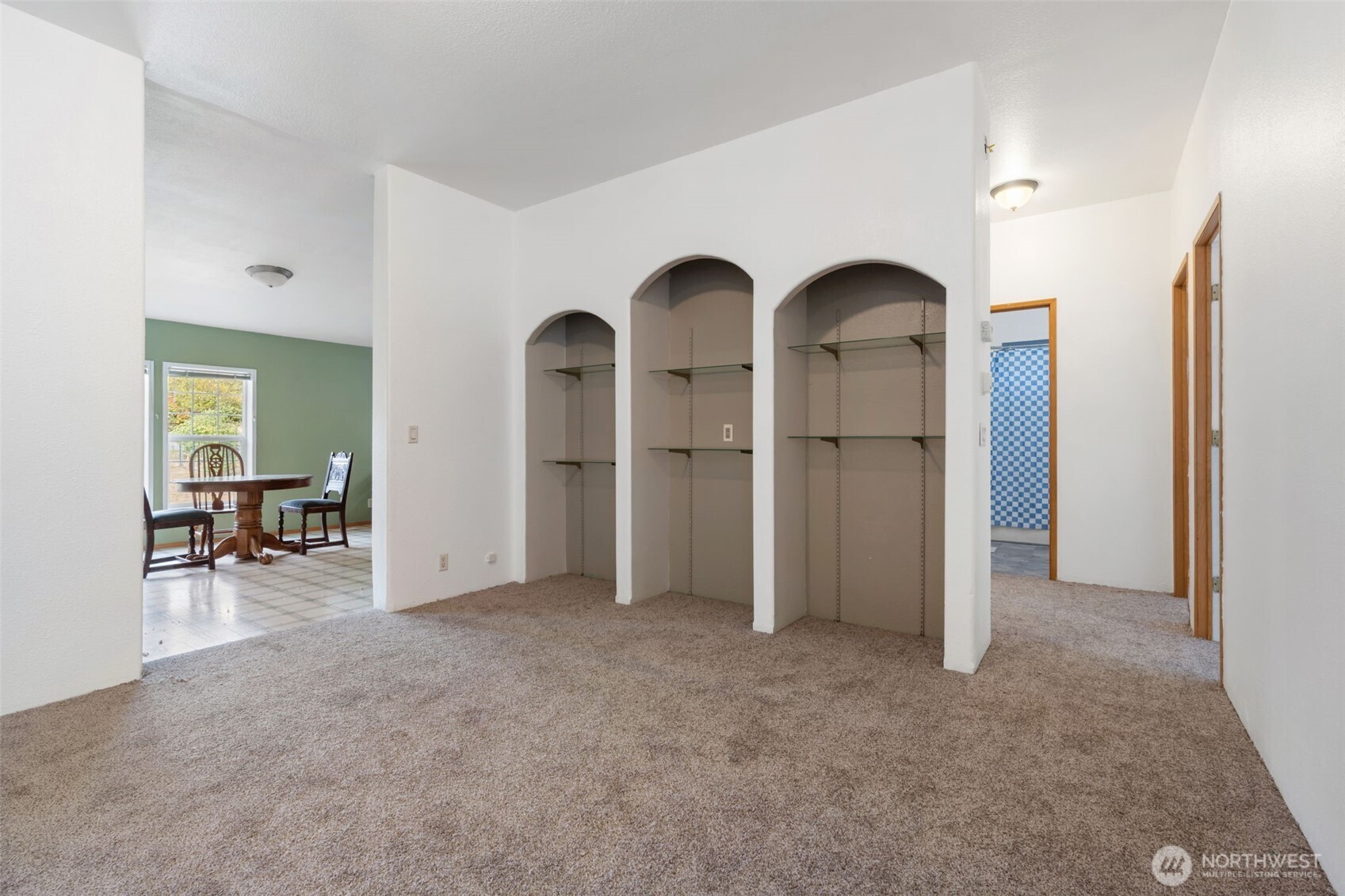 1332 Centralia Alpha Road Chehalis, WA 98532 - Photo 14 of 40 a view of livingroom with furniture and closet area