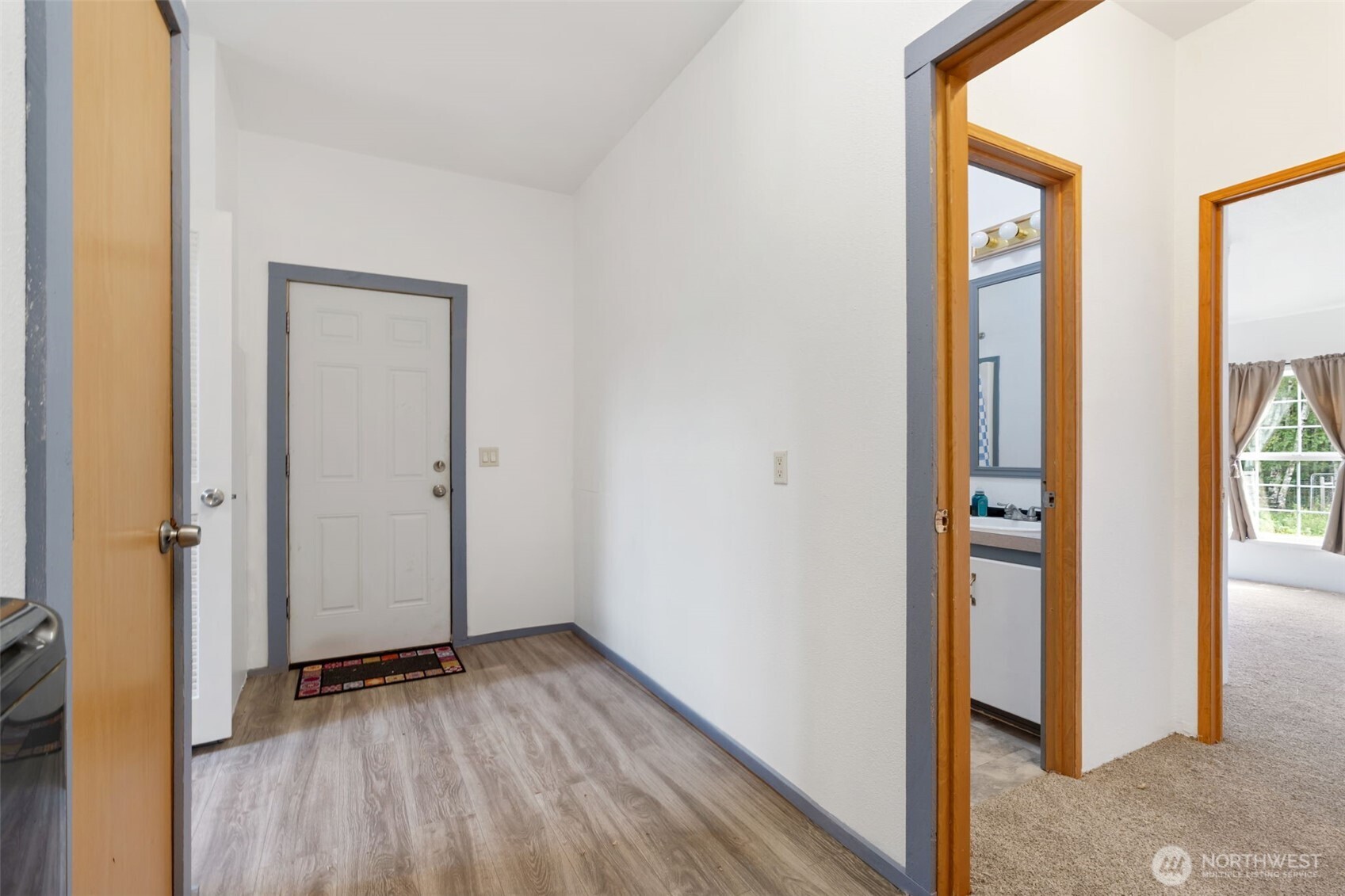 1332 Centralia Alpha Road Chehalis, WA 98532 - Photo 28 of 40 a view of an entryway with wooden floor