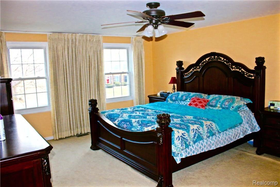 36110 Congress Road Farmington, MI 48335 - Photo 19 of 28 you19.jpeg
