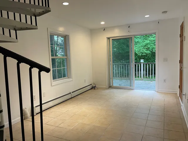 $489,999 | 17 Langworthy Avenue, Stonington, CT 06378