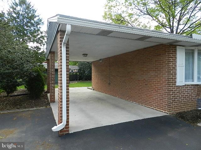 961 Haines Road York, PA 17402 - Photo 3 of 26 Gallery Image 3