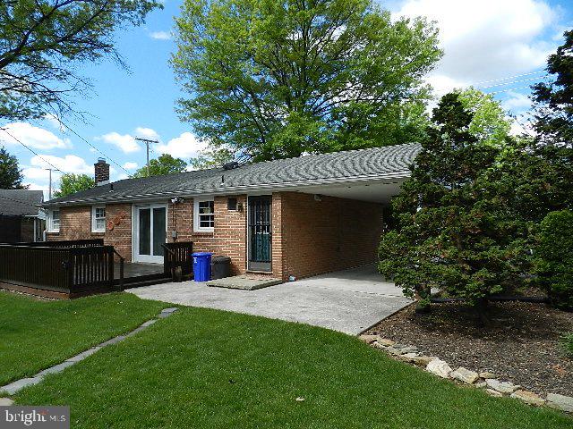961 Haines Road York, PA 17402 - Photo 4 of 26 Gallery Image 4