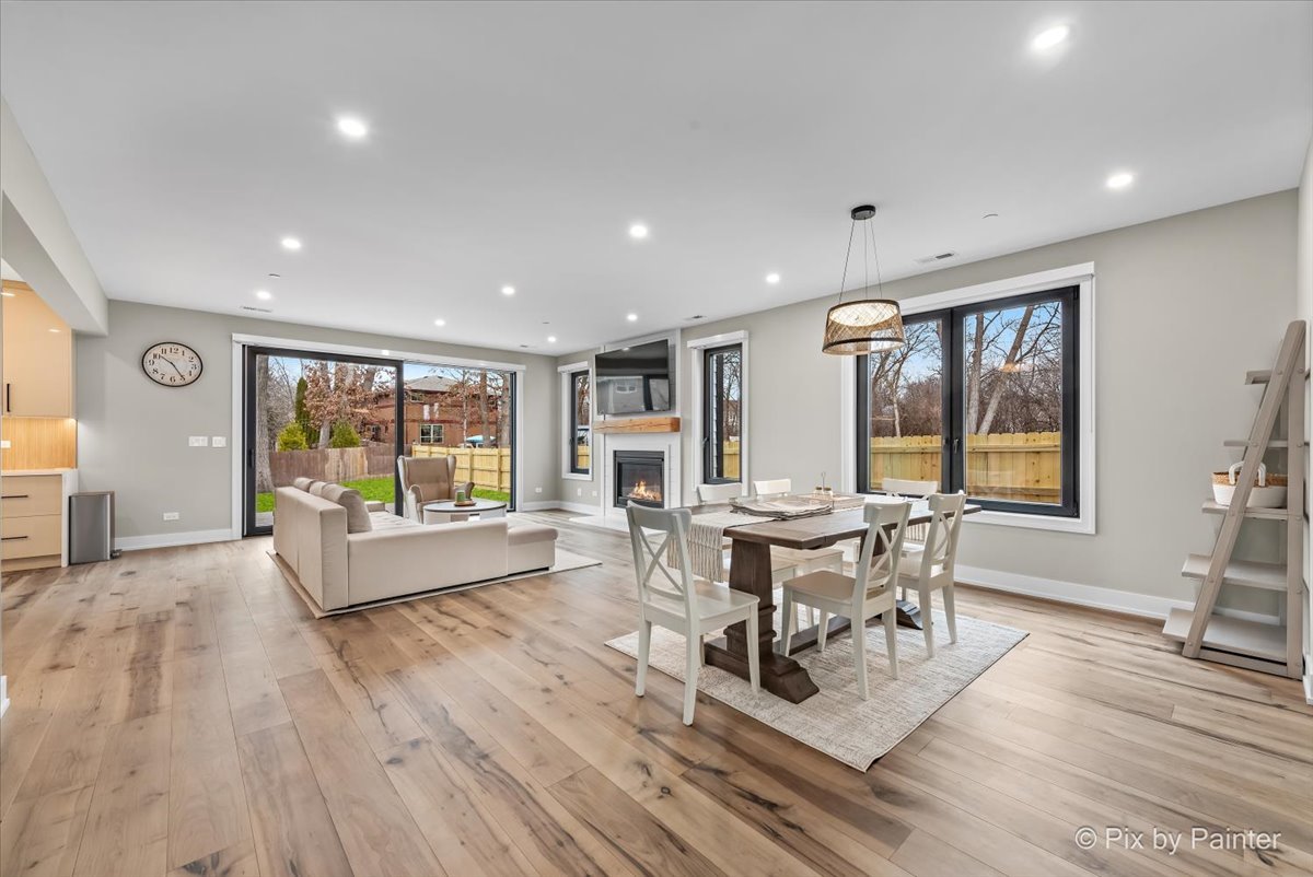 154 Oak Street Lake Zurich, IL 60047 - Photo 11 of 32