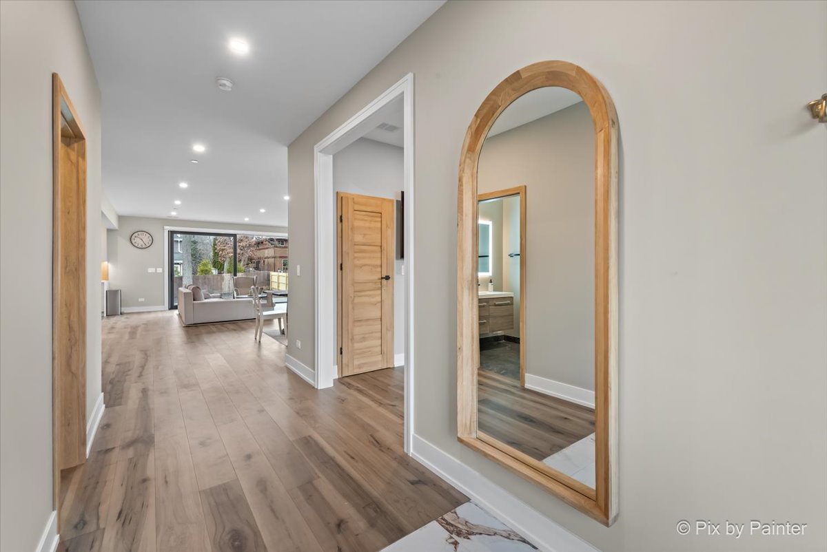 154 Oak Street Lake Zurich, IL 60047 - Photo 13 of 32