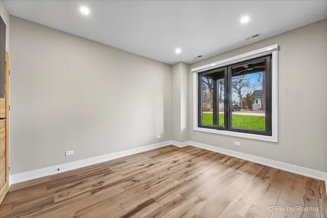 $8,400 | 154 Oak Street, Lake Zurich, IL 60047