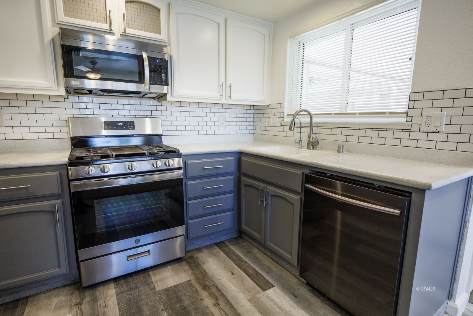 935 West Upjohn Avenue Ridgecrest, CA 93555 - Photo 8 of 40