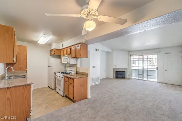 $160,000 | 3318 North Decatur Boulevard, Unit 2086, Las Vegas, NV 89130