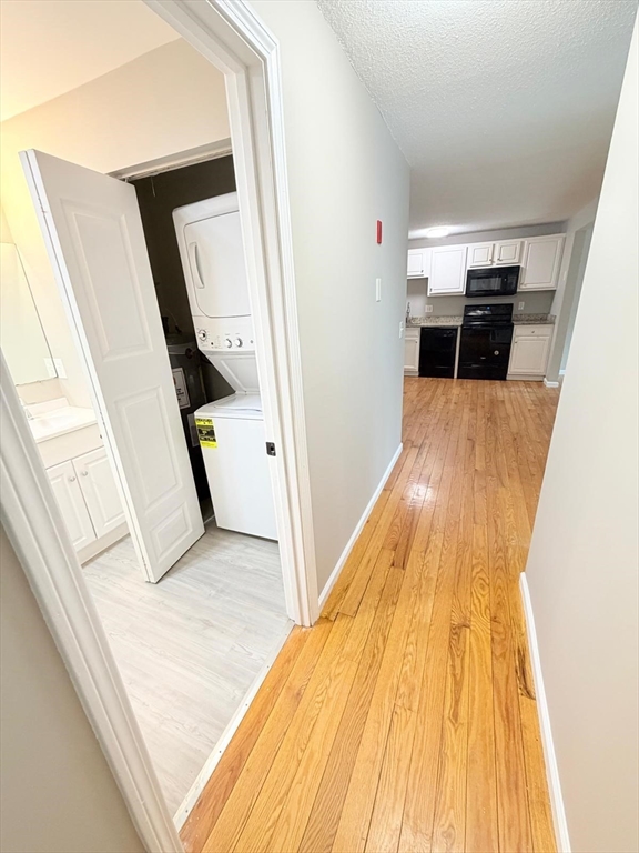 20 Abbey Road, Unit 206 Leominster, MA 01453 - Photo 8 of 23