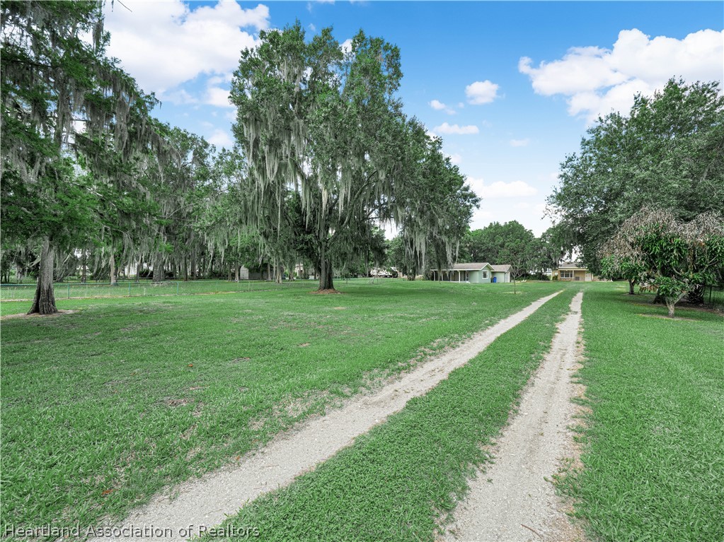 443 Racoon Lane Lorida, FL 33857 - Photo 19 of 48