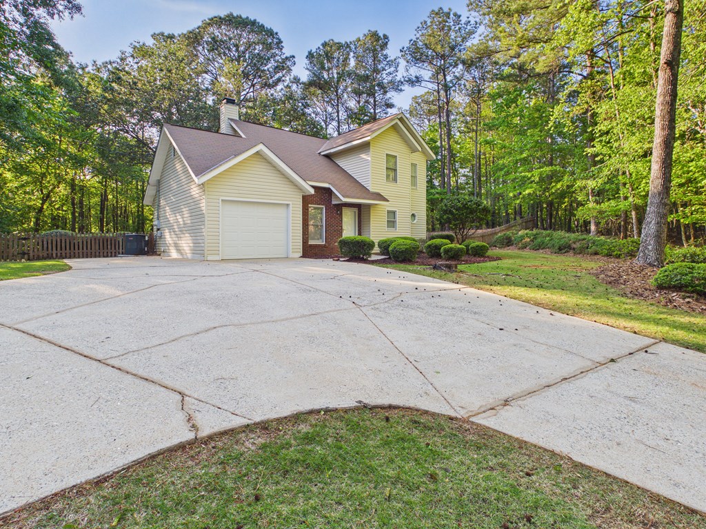 1002 Martin Road Hamilton, GA 31811 - Photo 2 of 17