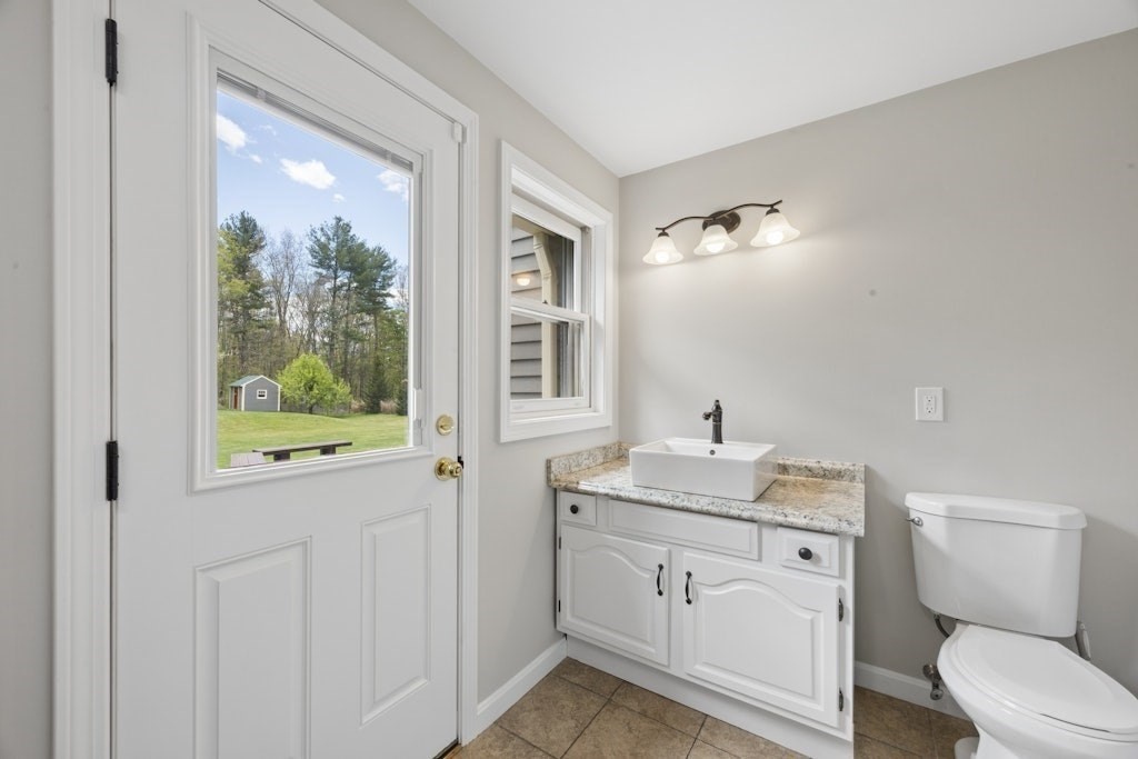11 Kittredge Road North Brookfield, MA 01535 - Photo 16 of 42