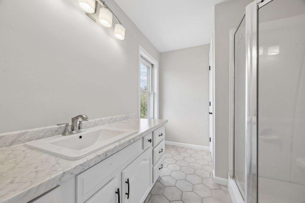 11 Kittredge Road North Brookfield, MA 01535 - Photo 20 of 42