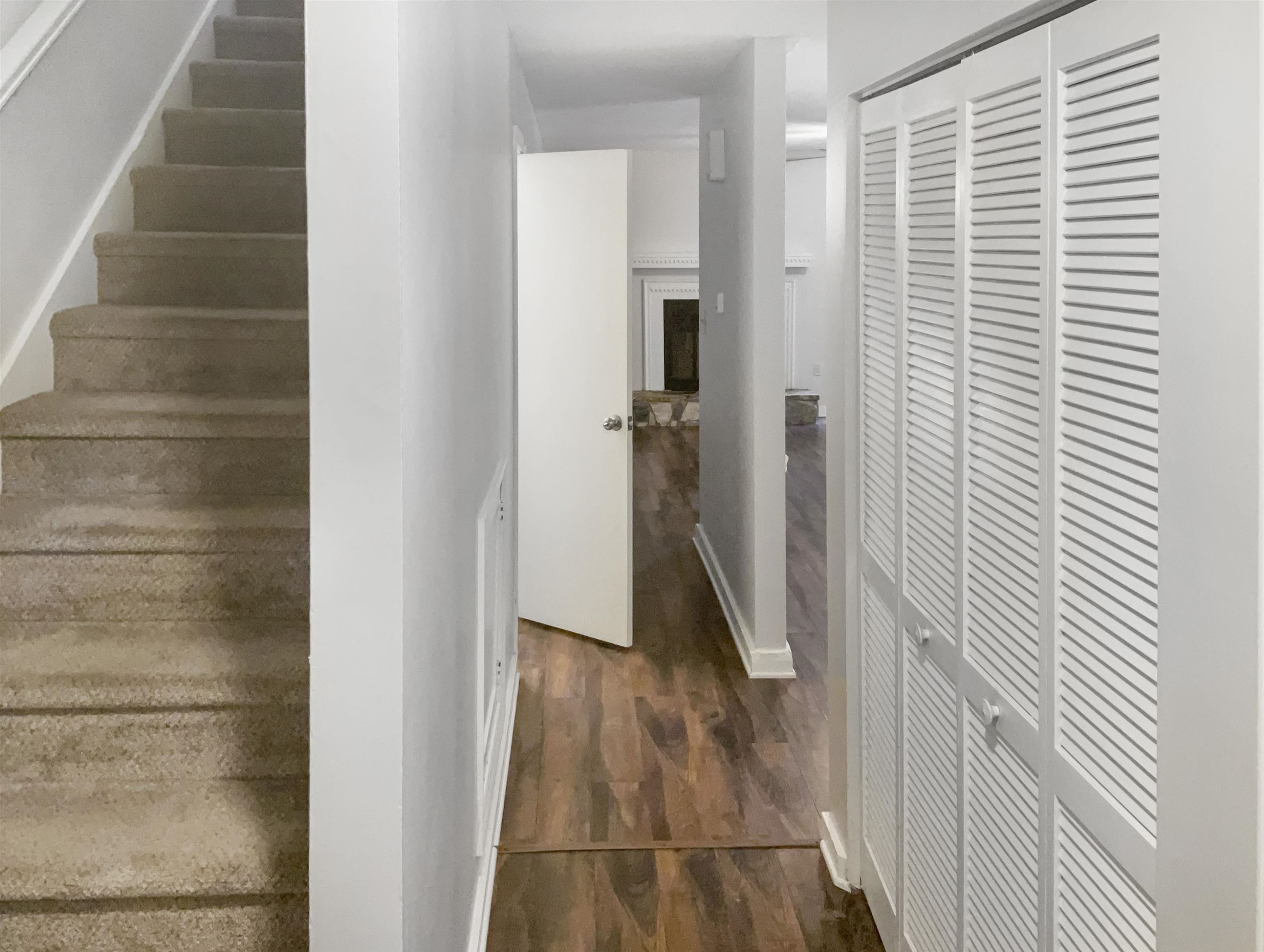 46 Willow Bridge Drive Durham, NC 27707 - Photo 6 of 29 a view of a hallway with wooden floor and entryway
