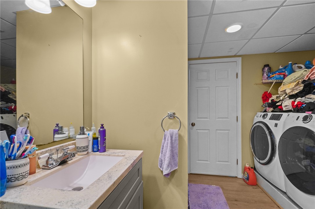 38 Pender Avenue Warwick, RI 02889 - Photo 17 of 35