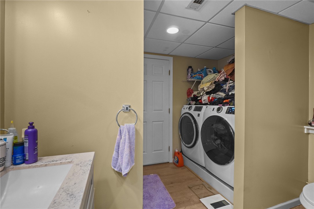 38 Pender Avenue Warwick, RI 02889 - Photo 18 of 35