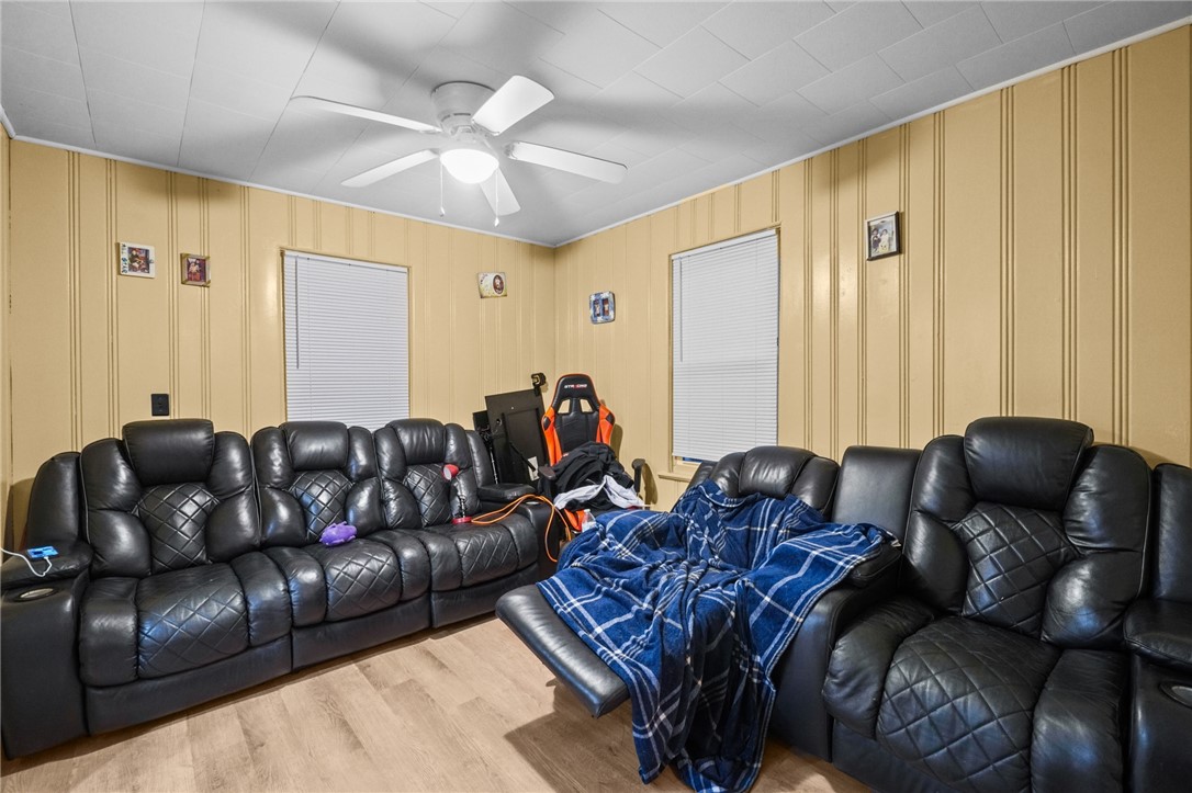 38 Pender Avenue Warwick, RI 02889 - Photo 20 of 35