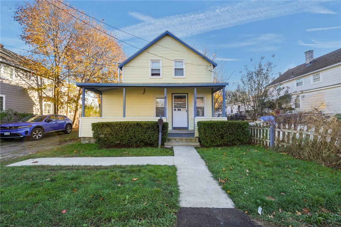 38 Pender Avenue Warwick, RI 02889 - Photo 2 of 35