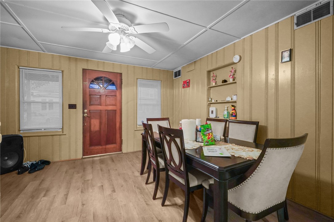 38 Pender Avenue Warwick, RI 02889 - Photo 22 of 35