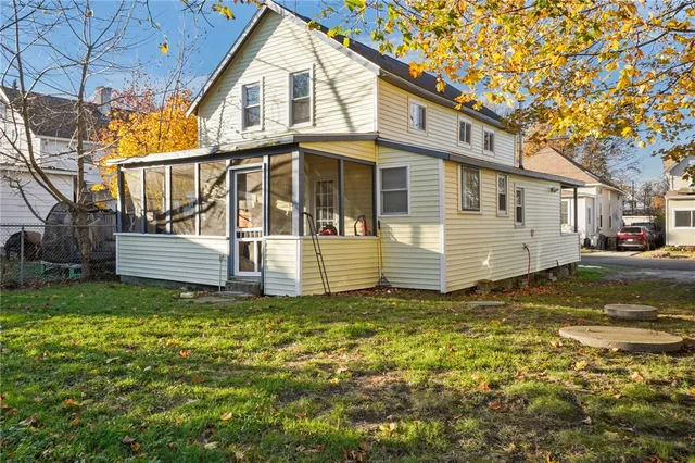 $335,000 | 38 Pender Avenue, Warwick, RI 02889