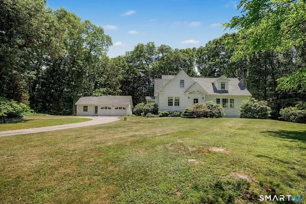 $749,000 | 20 Forest Hills Drive, Madison, CT 06443