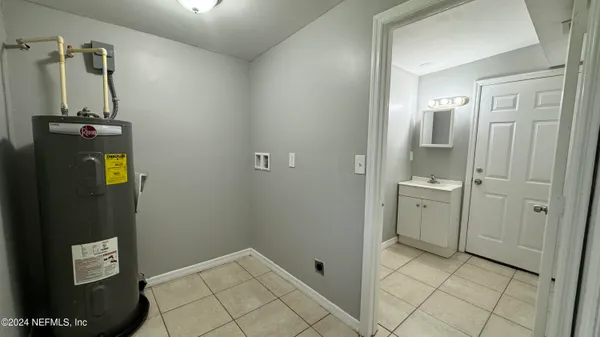 $1,495 | 6947 Clovis Road, Jacksonville, FL 32205
