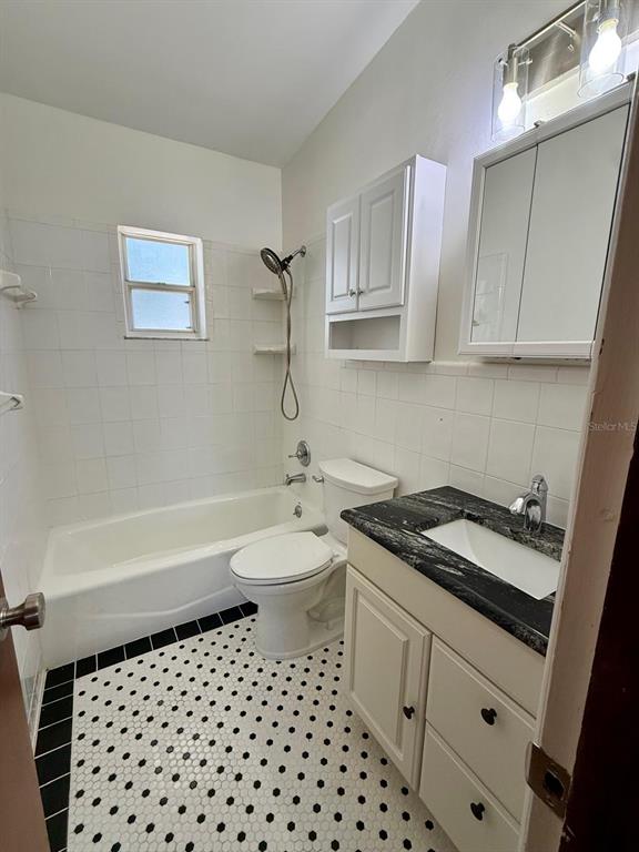 2819 Rogan Road Orlando, FL 32812 - Photo 13 of 21