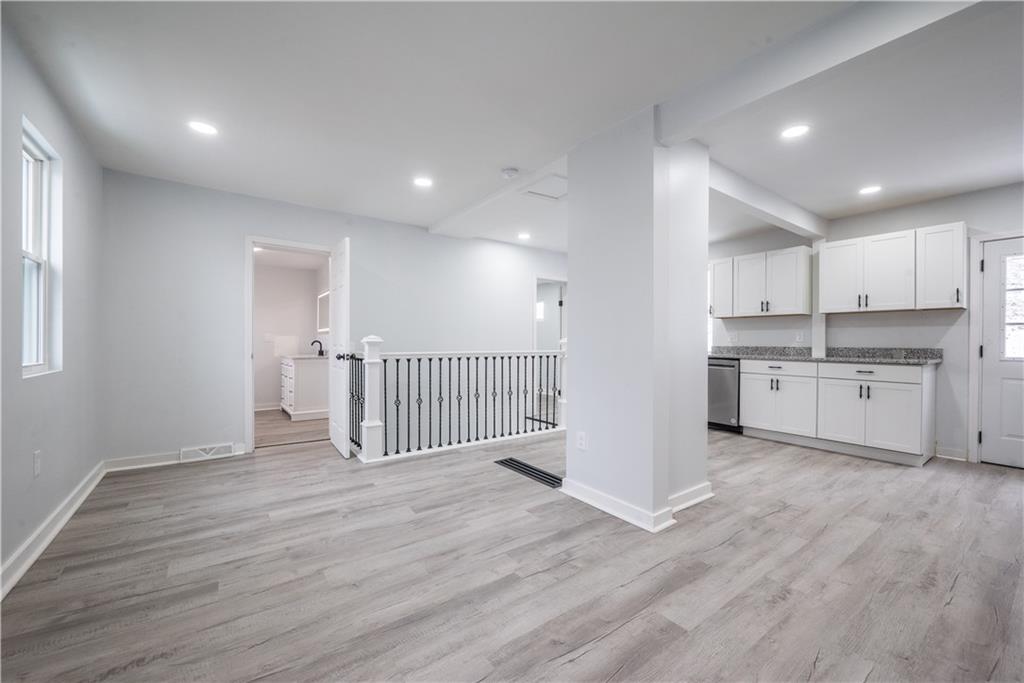 665 Allison Hollow Road Washington, PA 15301 - Photo 6 of 26