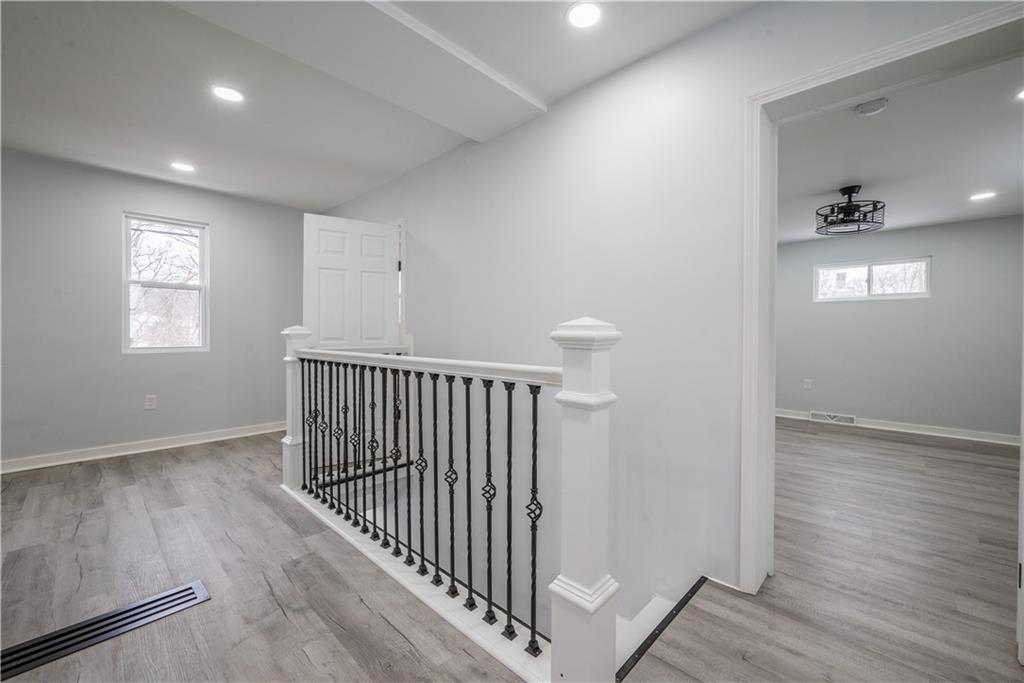 665 Allison Hollow Road Washington, PA 15301 - Photo 8 of 26