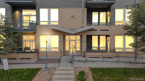 $589,000 | 8185 East Lowry Boulevard, Unit 302, Denver, CO 80230