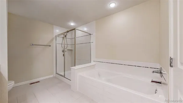 $589,000 | 8185 East Lowry Boulevard, Unit 302, Denver, CO 80230