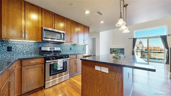 $589,000 | 8185 East Lowry Boulevard, Unit 302, Denver, CO 80230