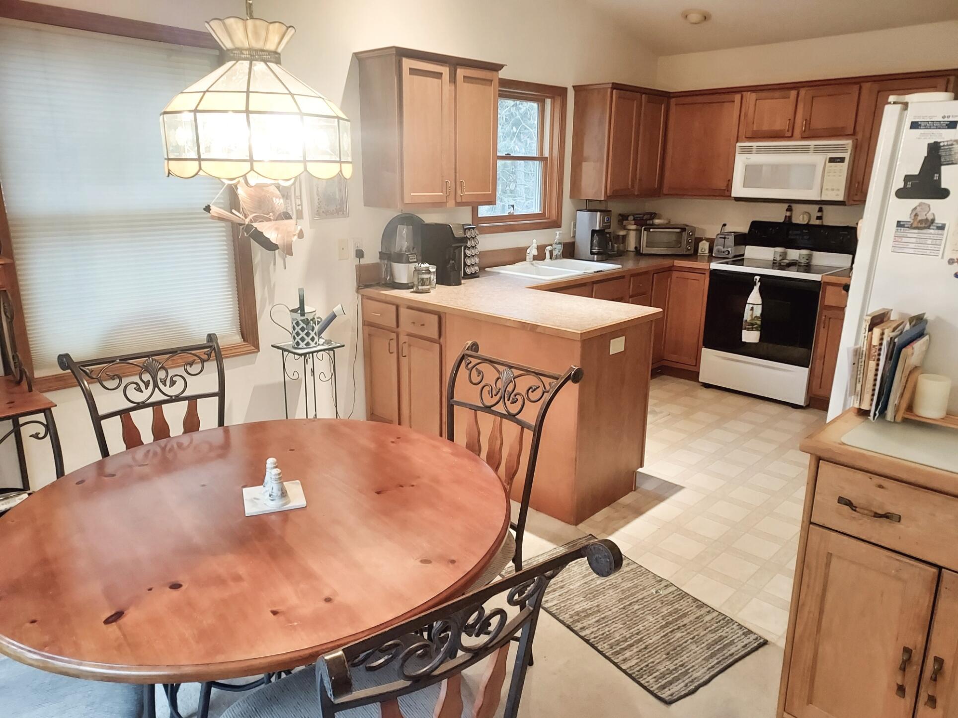 2 Dining and Kitchen