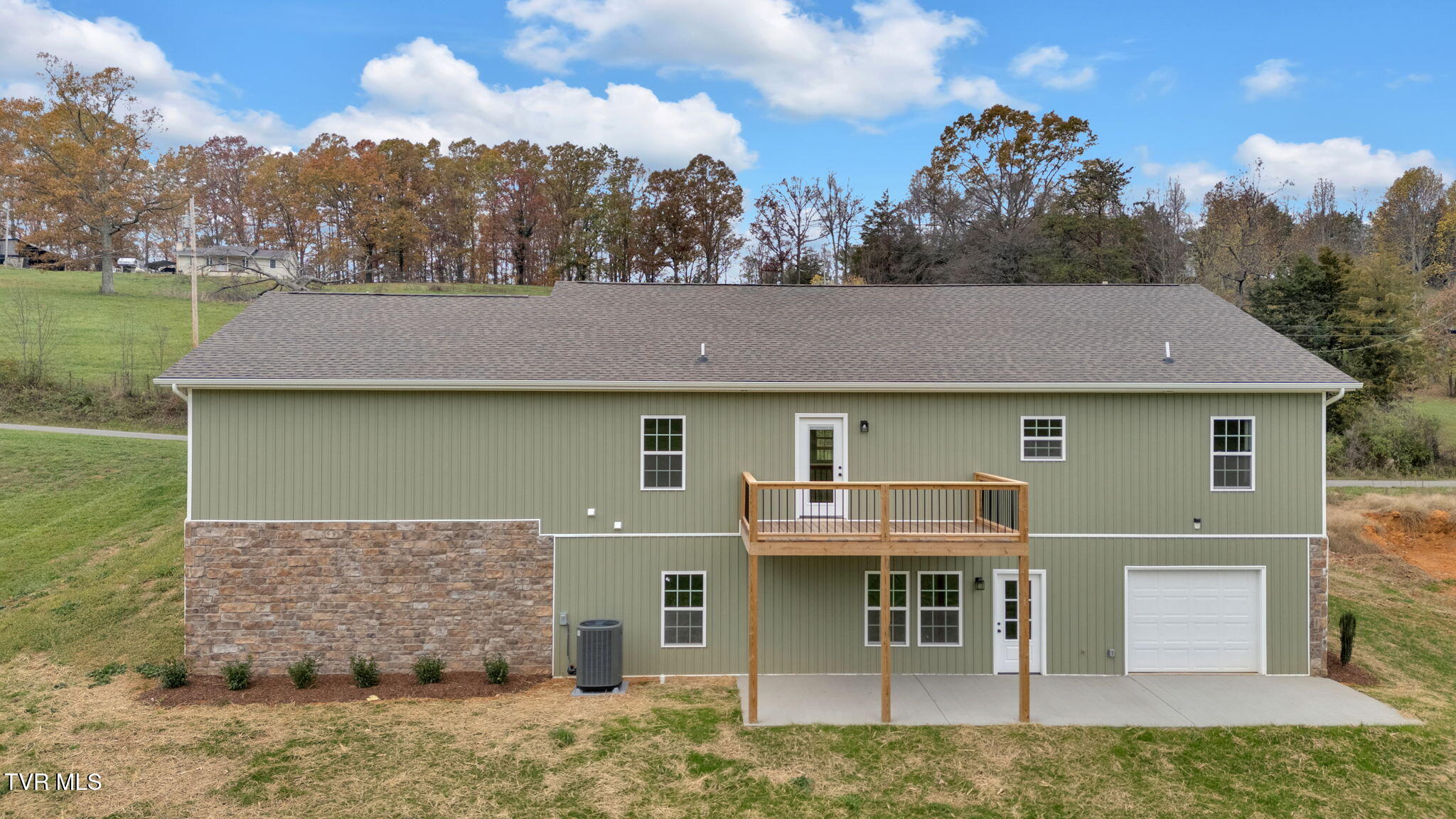 130 Baskett Road Limestone, TN 37681 - Photo 4 of 45 4-web-or-mls-DJI_20241119131126_0046_D (