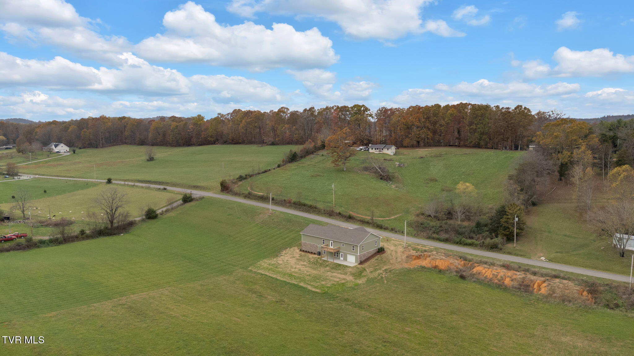 130 Baskett Road Limestone, TN 37681 - Photo 7 of 45 6-web-or-mls-DJI_20241119131158_0056_D (