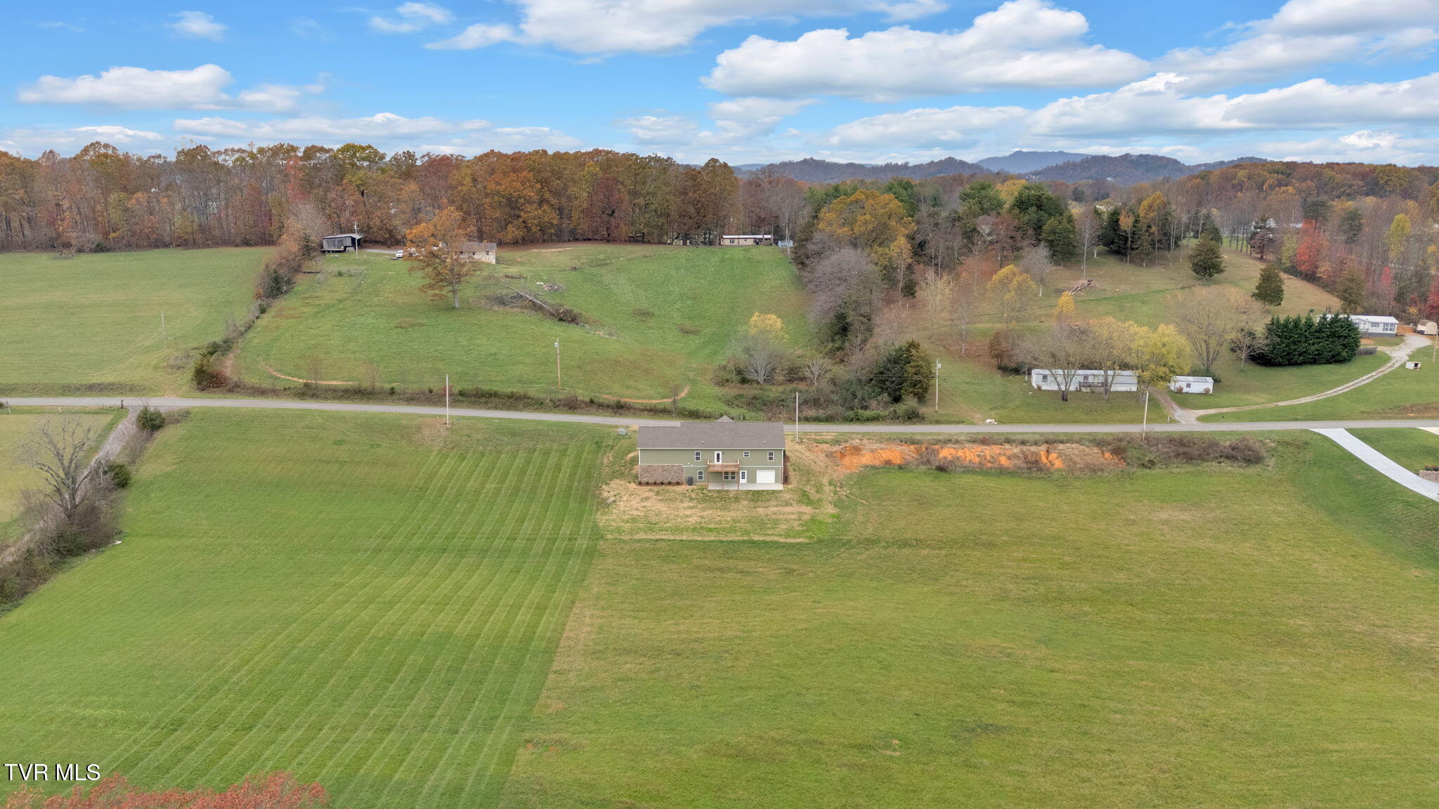 130 Baskett Road Limestone, TN 37681 - Photo 8 of 45 7-web-or-mls-DJI_20241119131211_0061_D (