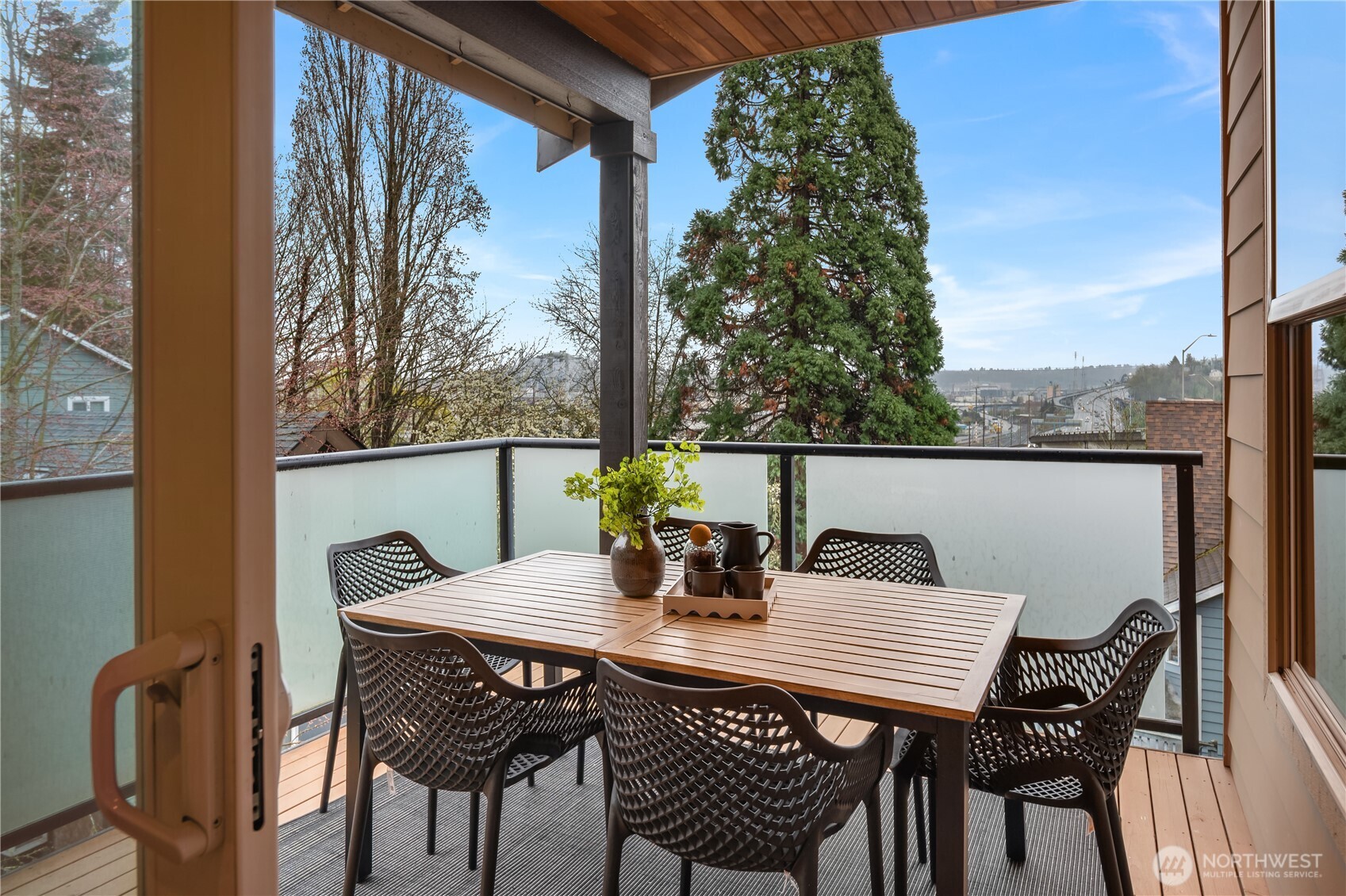 3042 Southwest Manning Street Seattle, WA 98126 - Photo 16 of 40