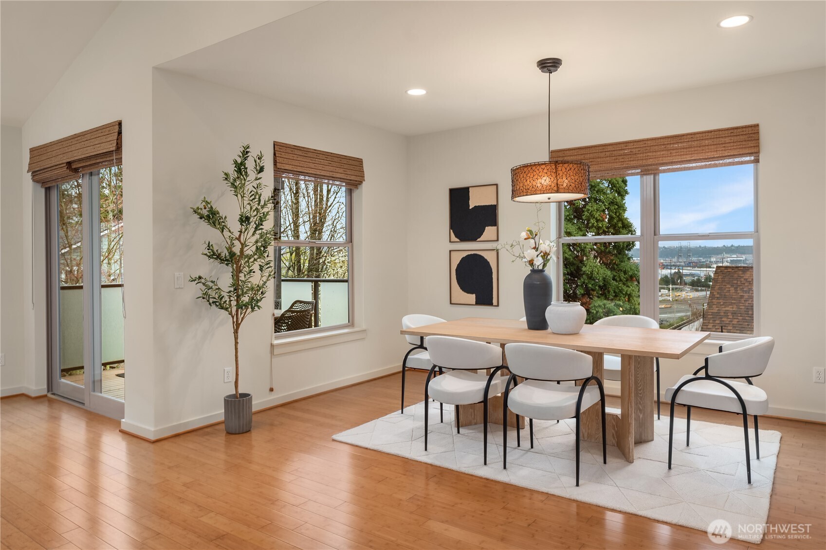 3042 Southwest Manning Street Seattle, WA 98126 - Photo 17 of 40