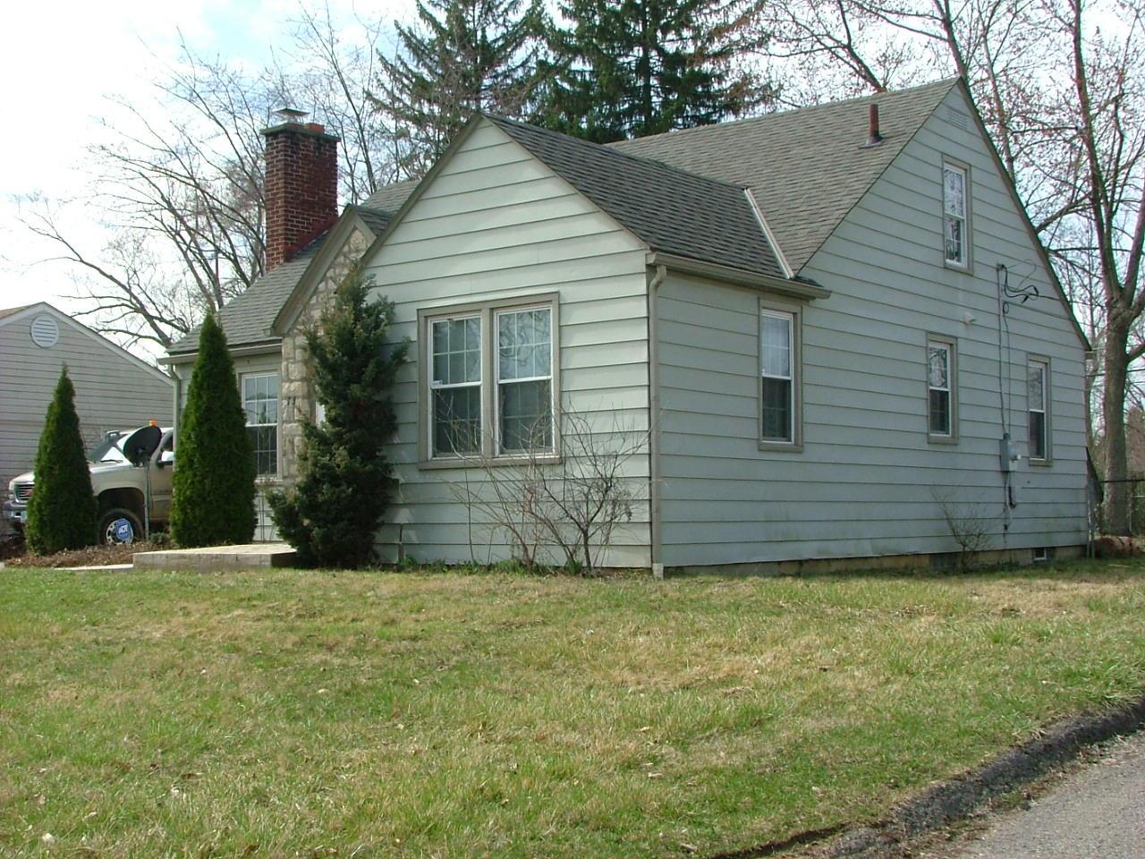 73 North James Road Columbus, OH 43213 - Photo 3 of 21 Gallery Image 3