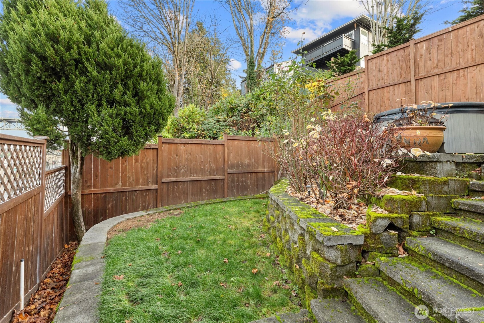 2912 3rd Avenue North Seattle, WA 98109 - Photo 34 of 37 a garden view