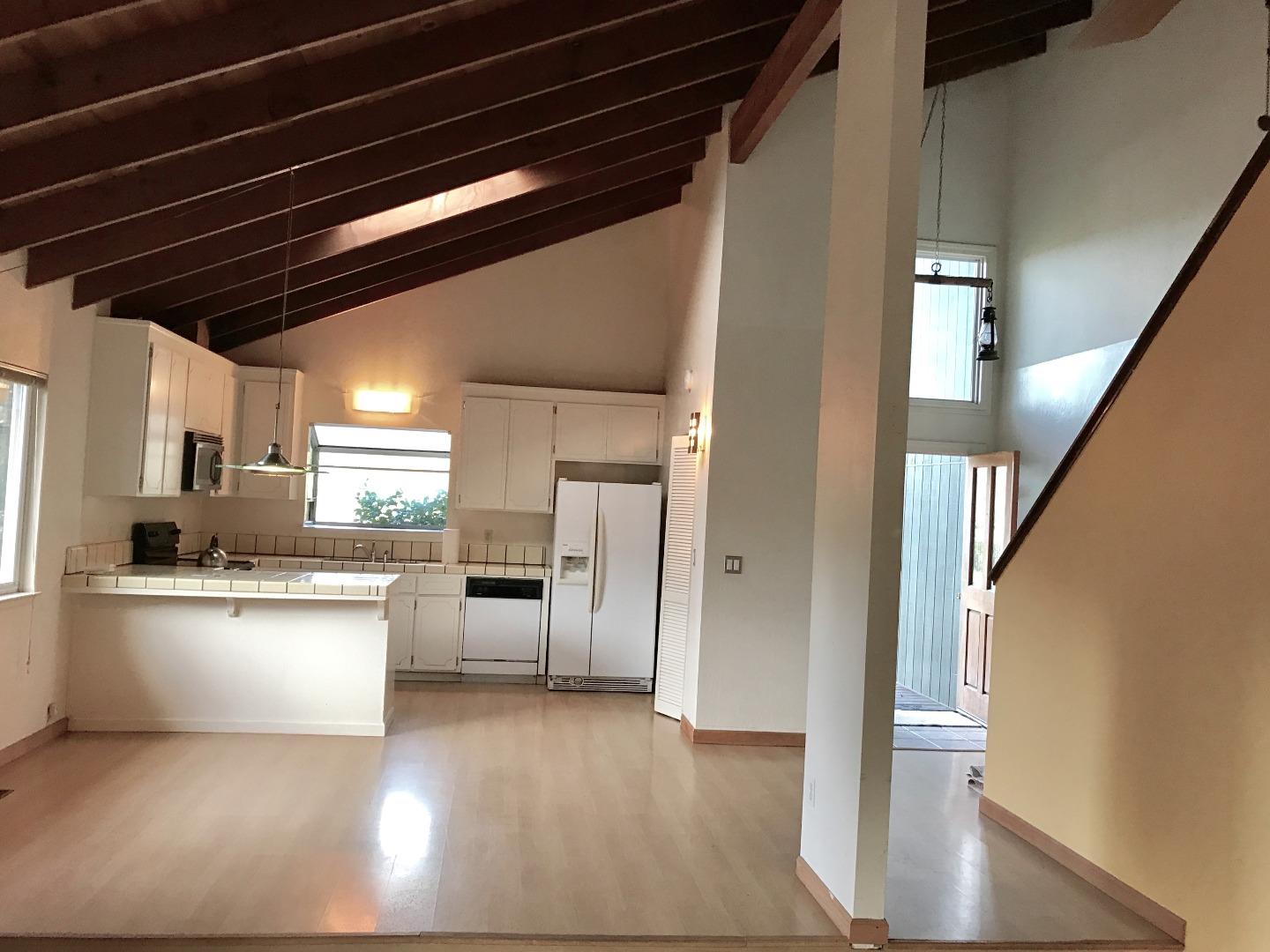 14420 Ridgecrest Road Watsonville, CA 95076 - Photo 4 of 23 Gallery Image 4