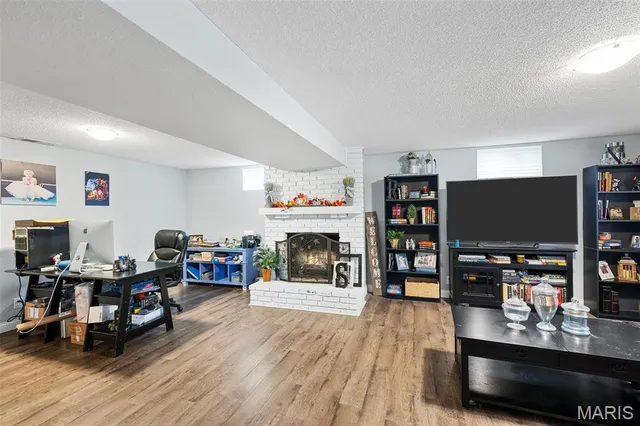 $2,600 | 751 Winding Path Lane, Manchester, MO 63021