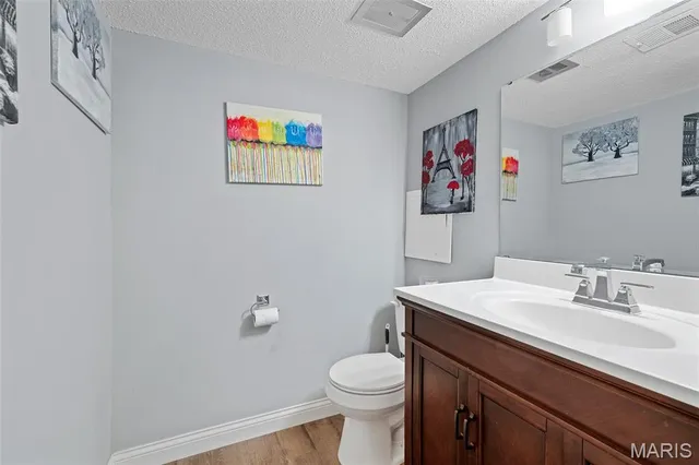 $2,600 | 751 Winding Path Lane, Manchester, MO 63021