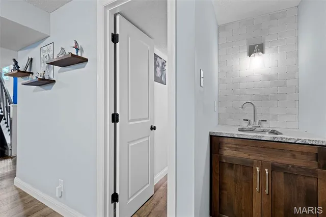 $2,600 | 751 Winding Path Lane, Manchester, MO 63021