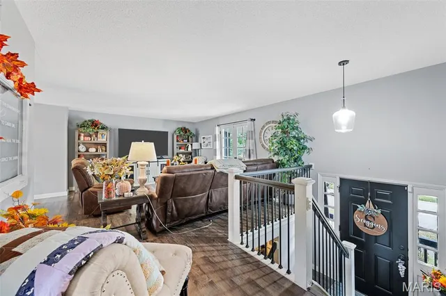 $2,600 | 751 Winding Path Lane, Manchester, MO 63021