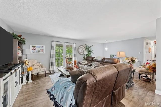 $2,600 | 751 Winding Path Lane, Manchester, MO 63021